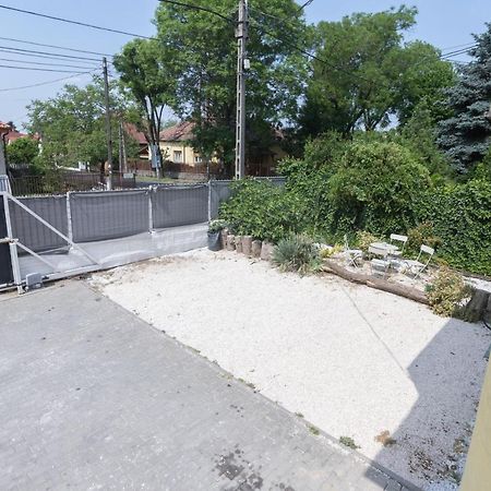 Hi-Bp Garden City Batsanyi Tiny House Near The City Train With Free Parking Budapest Exterior foto